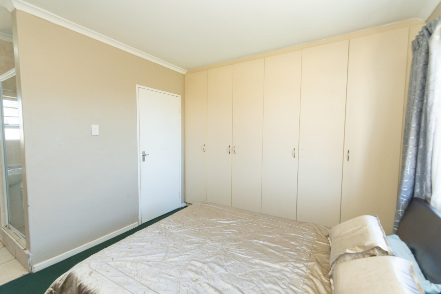 3 Bedroom Property for Sale in Parsonsvlei Eastern Cape